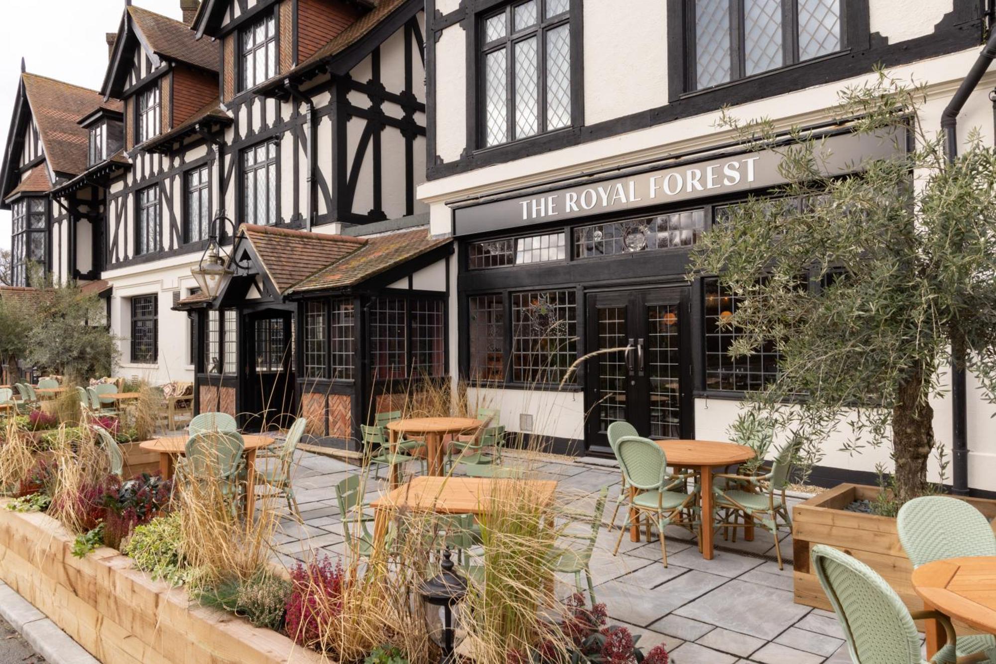 The Royal Forest - A Heartwood Inn Chingford Exterior foto