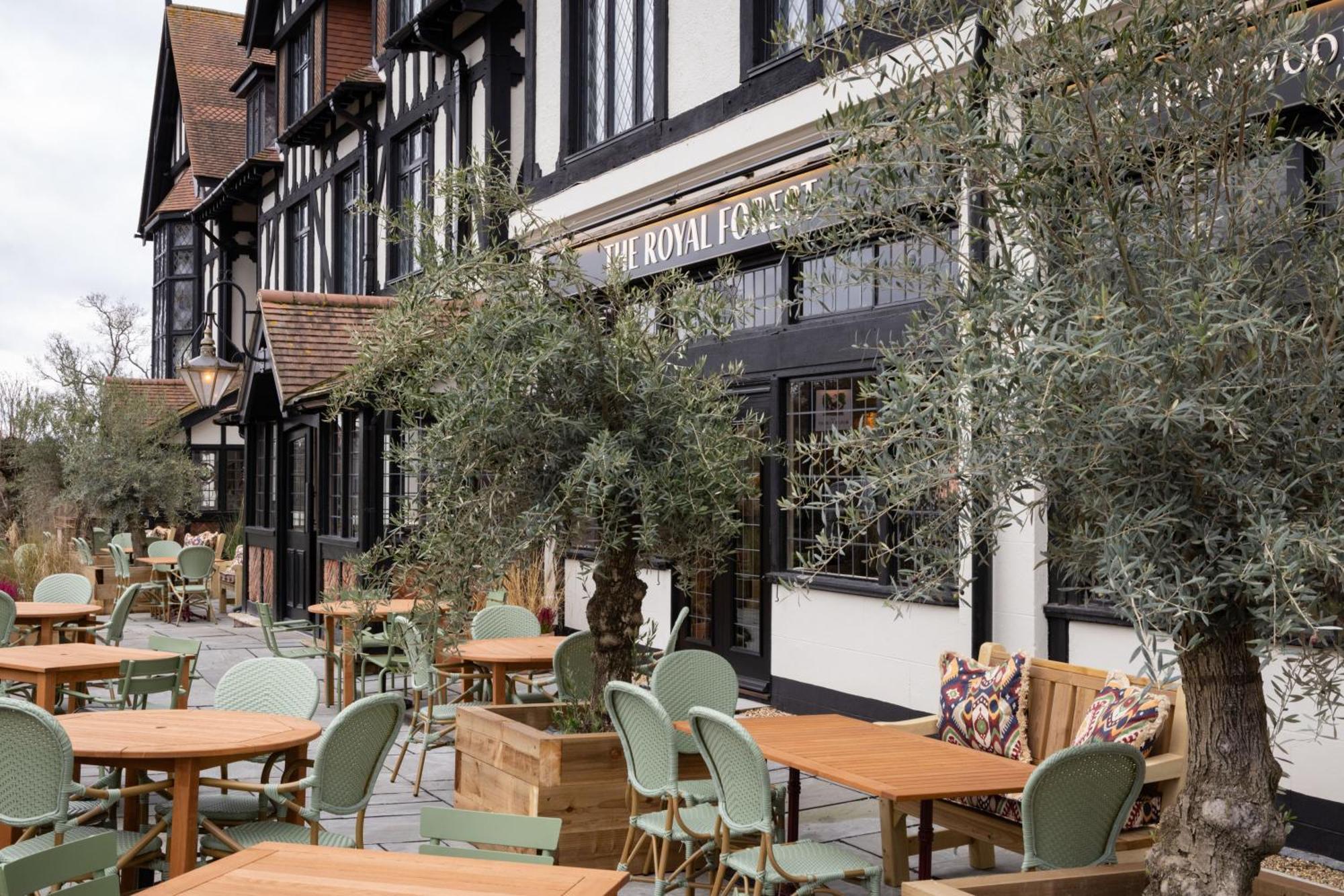 The Royal Forest - A Heartwood Inn Chingford Exterior foto